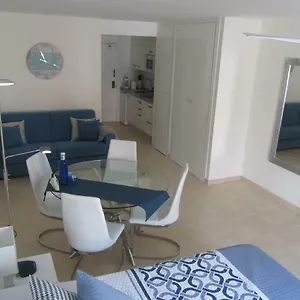 Cristianos Studio, Modern, Spacious, Pool,wifi Apartamento Arona (Tenerife)
